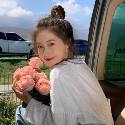女生头像 花系少女 可爱女头像 爱自己是终生浪漫的开始。