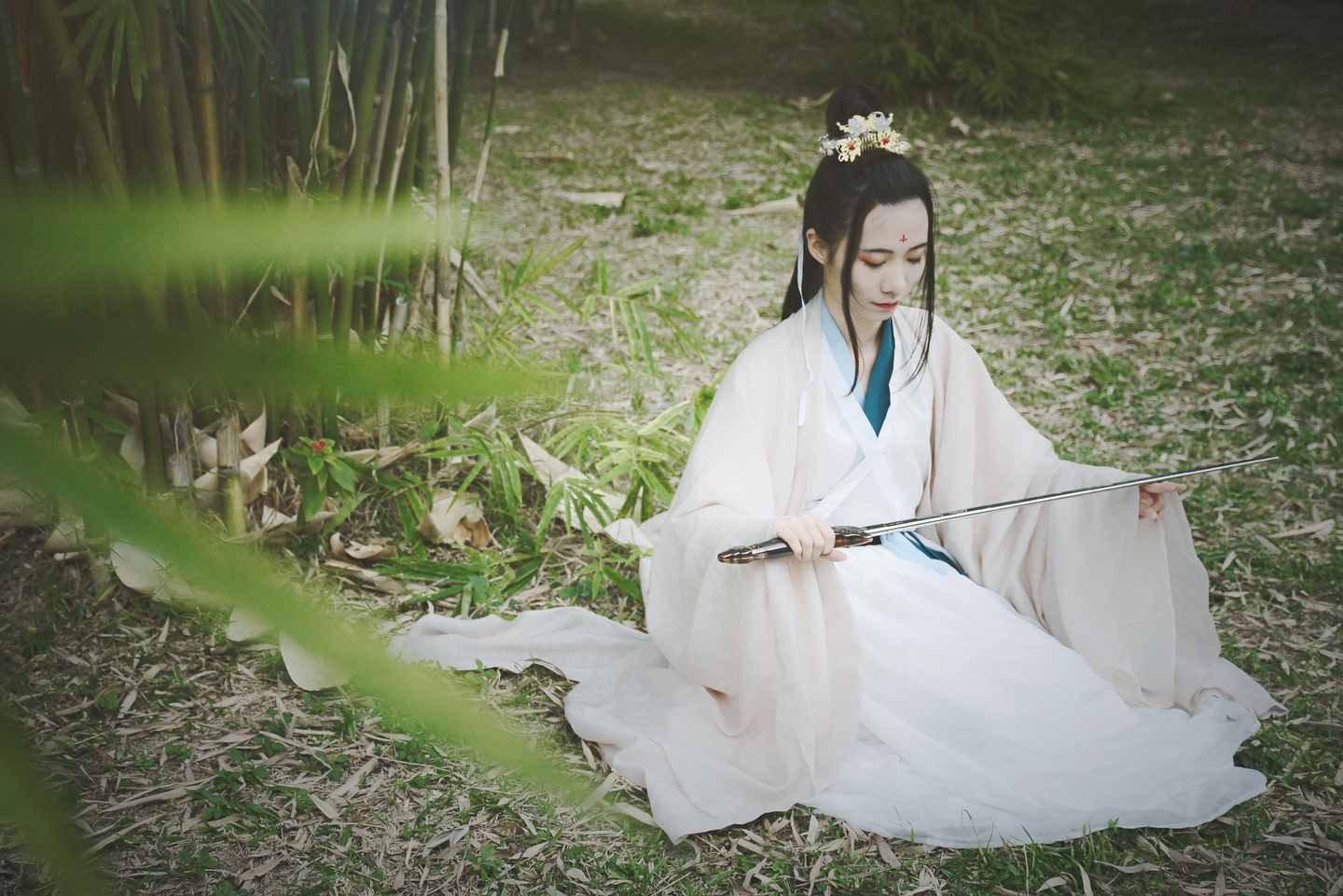 汉服西城湖畔
