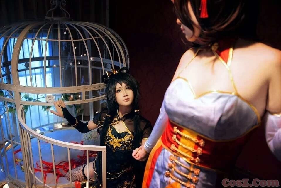 大漠红衣美人