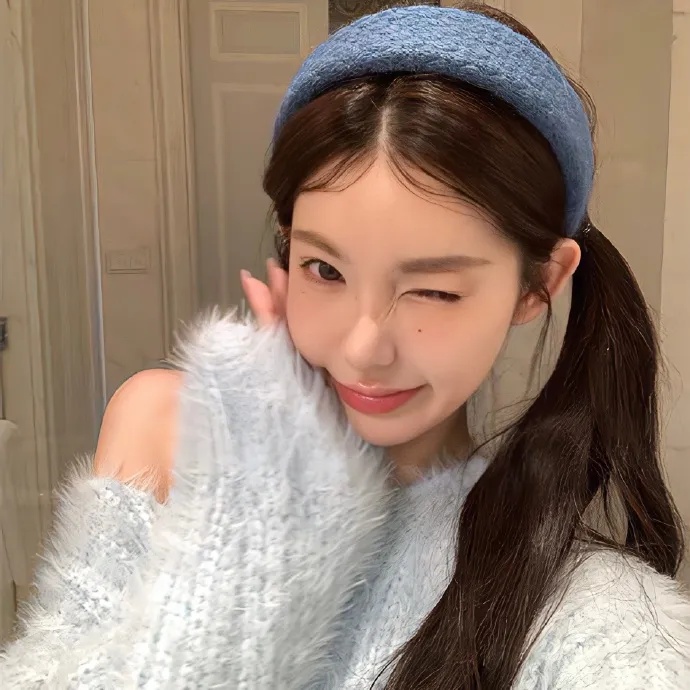 头像|是你喜欢的𝗪𝗲𝗖𝗵𝗮𝘁头像