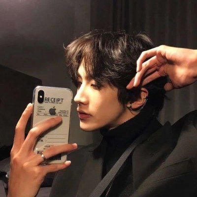 超清ins冷淡风男头 拽酷男头. 凭什么一句对不起就带走我那么多爱和时间。