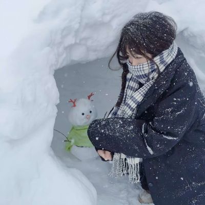 ins风女头 冬日女头像  海边风景女头 冷色调头像
