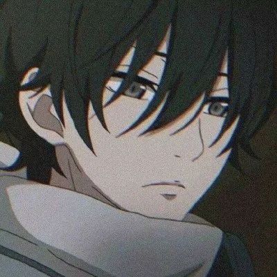 海是一座没有墙的城，你是一道看不透的雾。动漫男头