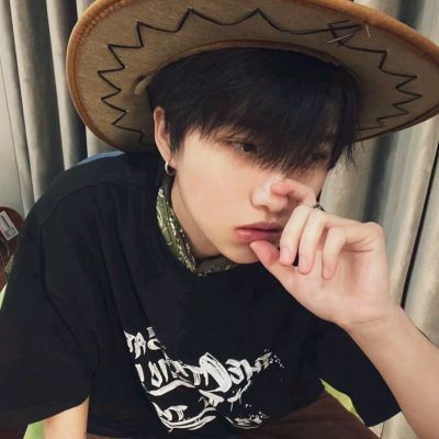 成熟的男生头像图片帅哥,希望帅可以治愈一切