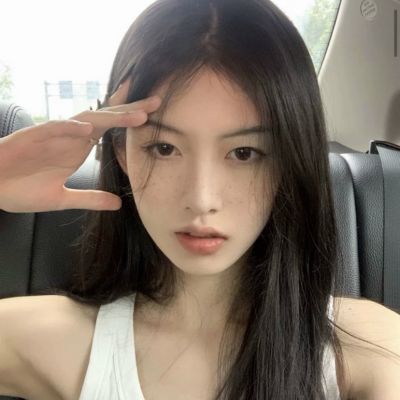特别好看又特别有气质的比较有仙气的女生头像,她的美丽却是她的本质