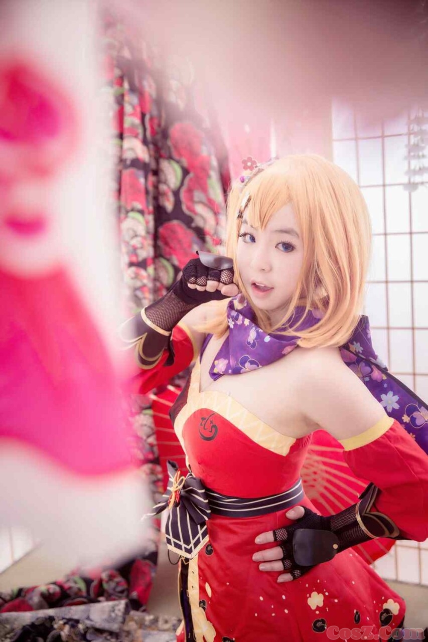 东条希矢泽妮可两只顽皮的小精灵！